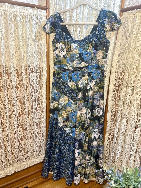 Free People Dresses & Skirts - Free People Le Fleur Maxi Dress –Size 8